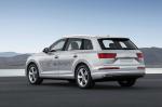 Audi Q7 e-tron TFSI Quattro 2015 года (WW)